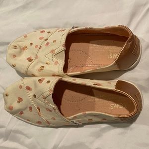 New without Tags Toms girls shoes